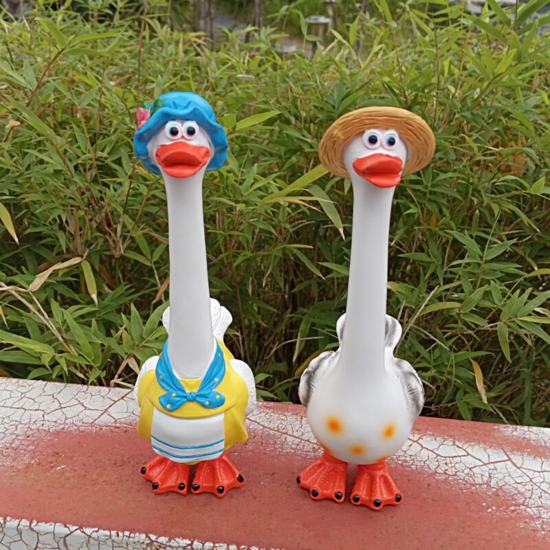 Creative Long-Neck Garden Goose Resin Sculpture, Funny Long-Necked Goose Decor for Garden, Home & Desktop