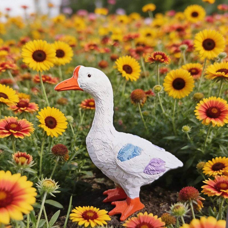 White Goose Figurine, Mini Landscape Patterned Goose Decor, Resin Ornament for Living Room, Garden & Outdoor - Image 2