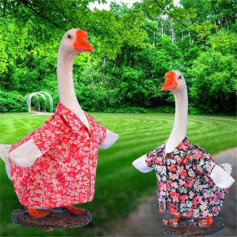 Porch Goose Decorative Shirt, 23 Inch Large White Goose Holiday Costume for Yard Outdoor Decoration