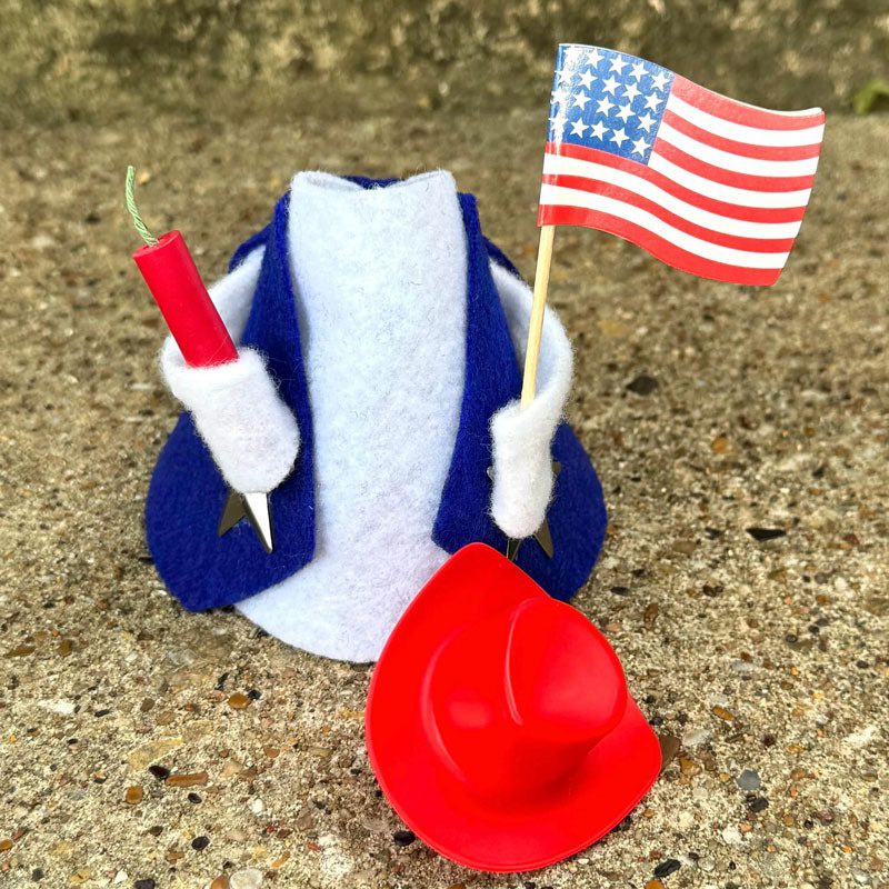 Patriotic Denim Costume with Adjustable Poseable Wings for 7 Inch Desktop Goose Doll, Goose Figurine Not Included - Image 2