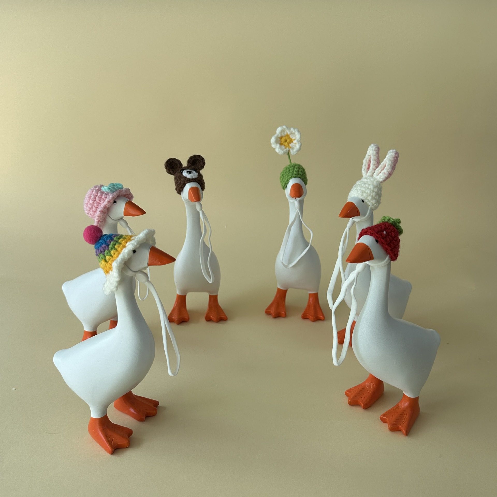 New Wholesale Mini Goose Knitted Hat, Handmade Crochet Decor Cap, Cute Mini Pet Headwear for Tabletop Ornament - Image 5