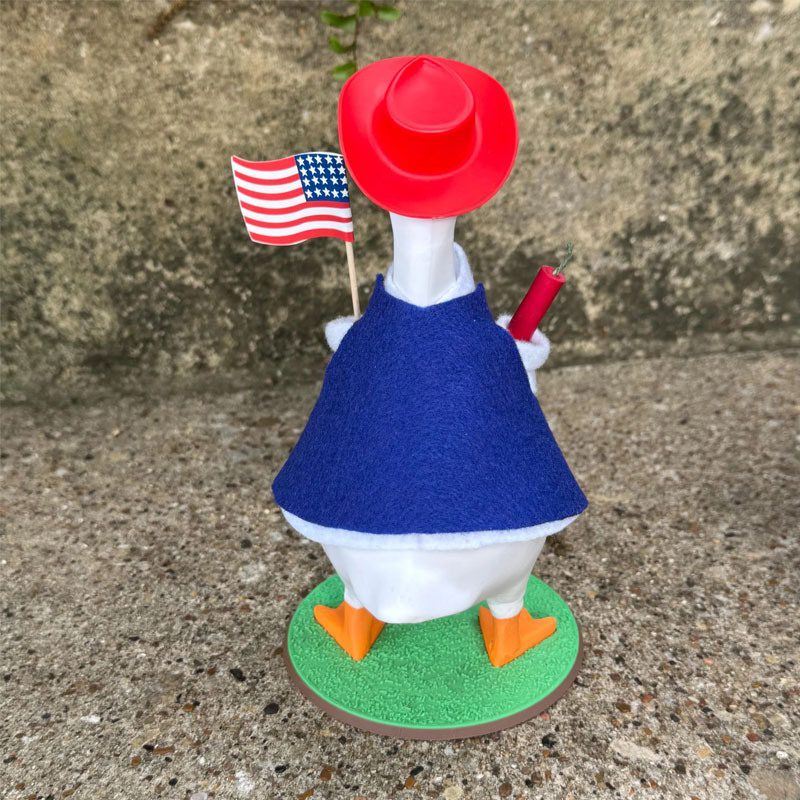Patriotic Denim Costume with Adjustable Poseable Wings for 7 Inch Desktop Goose Doll, Goose Figurine Not Included - Image 4