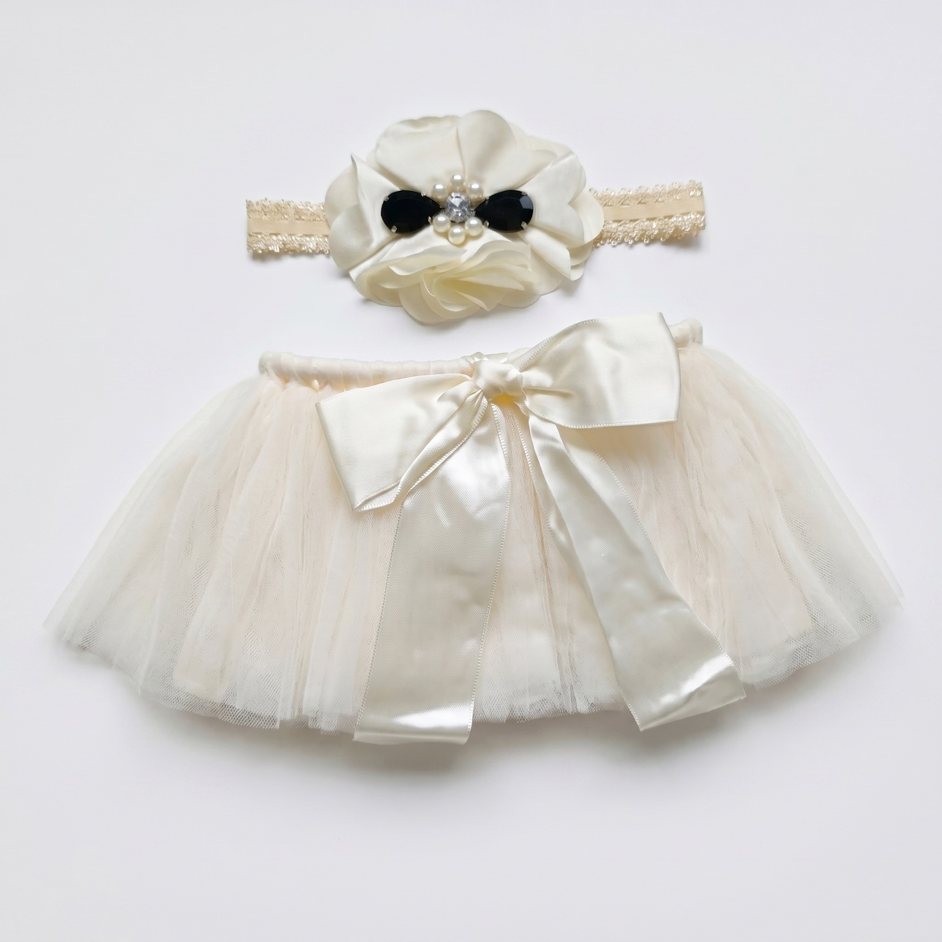 23 Inch Porch Goose Tulle Tutu Skirt Set, Decorative Headpiece & Fluffy Gauze Dress for Lawn Garden Goose Statue Yard Decor - Image 3