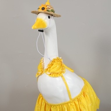 New Hawaiian Bikini & Shirt Couple Outfit Set for 23-Inch Porch Goose, Cloth Costume for Lawn Goose Decor - Image 4