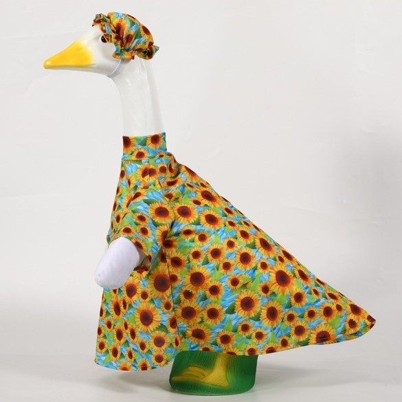 Western Cowboy Porch Goose Costume, Sunflower Style Outfit for 23-Inch Yard Goose Ornament - Image 4