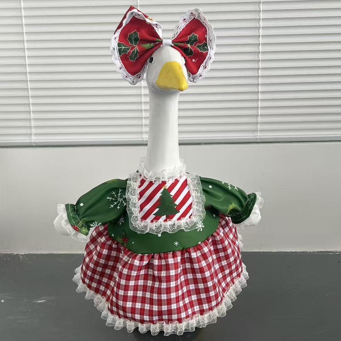Christmas Lace Skirt Porch Goose Costume, 23 Inch Princess Goose Outfit - Image 3